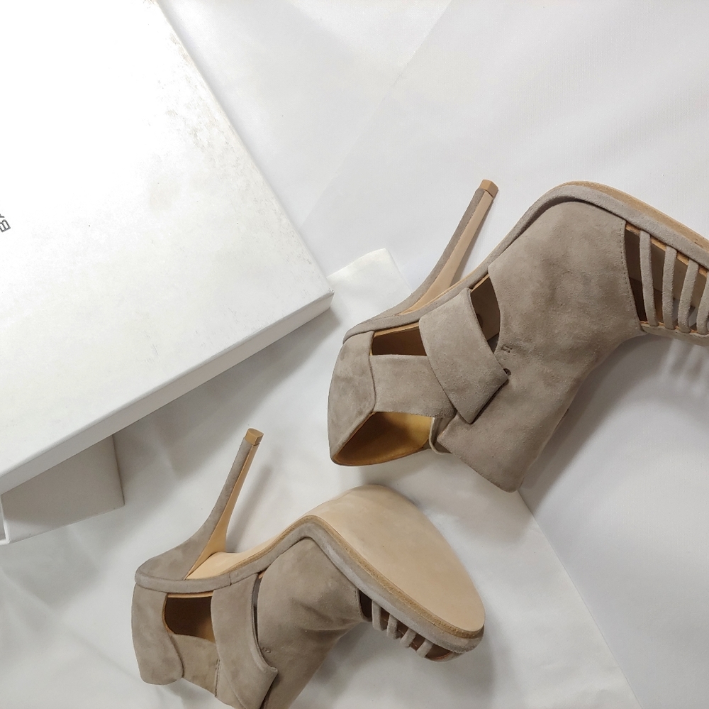 Balenciaga sandal booties beige 6.5 Brand new - Picture 9 of 11